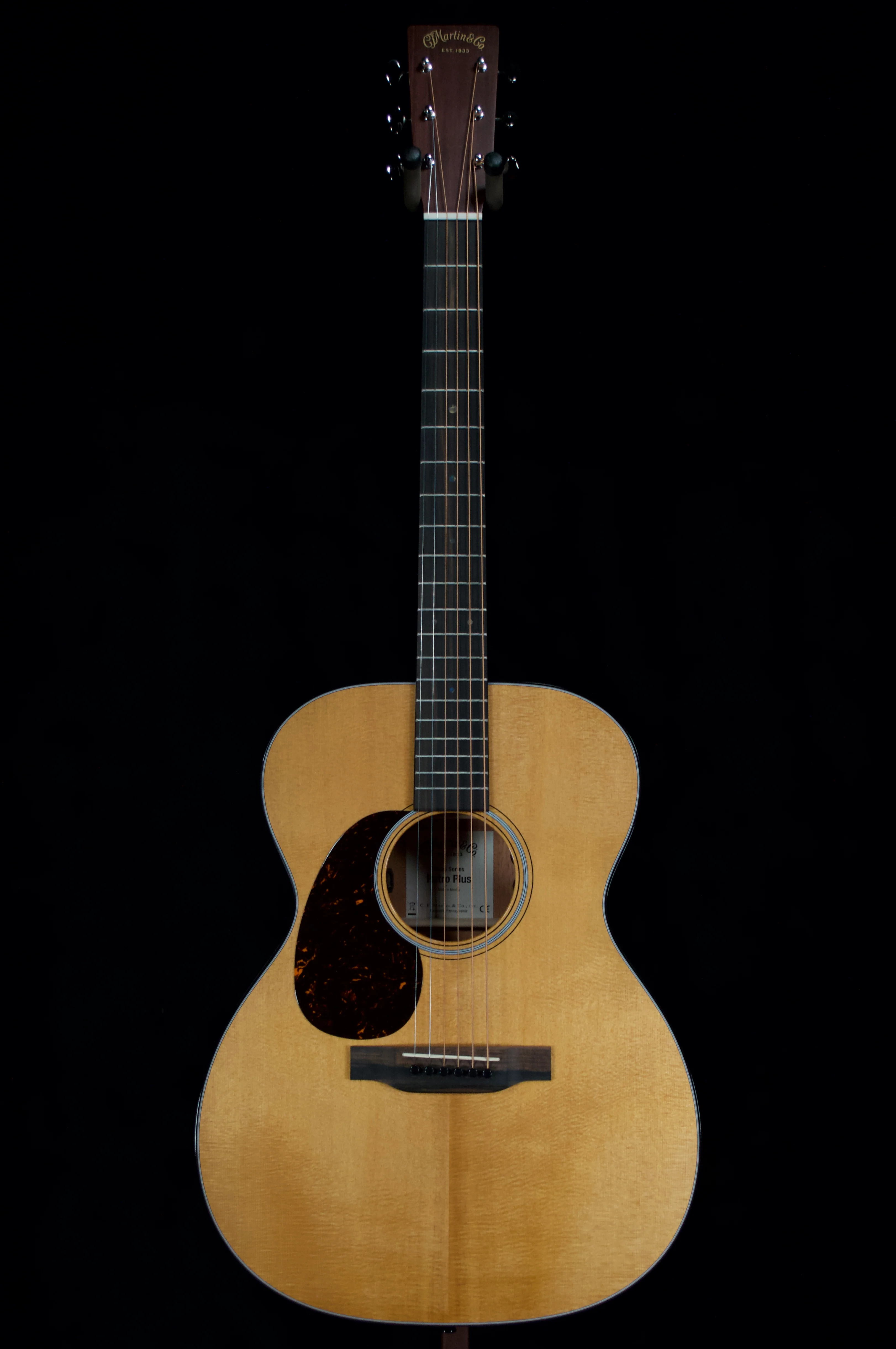 ✅ Martin 000 Retro Plus Left-handed Acoustic Guitar - Image 2