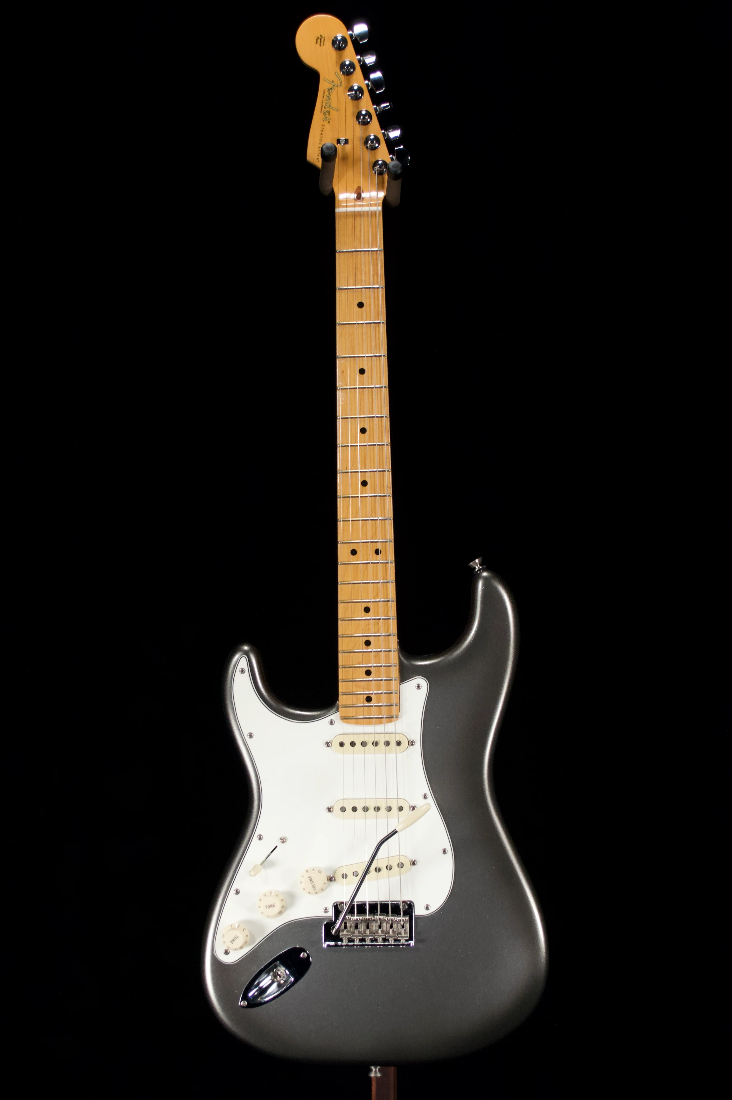 ✅ Fender American Pro 2 Left Handed Strat - Image 2