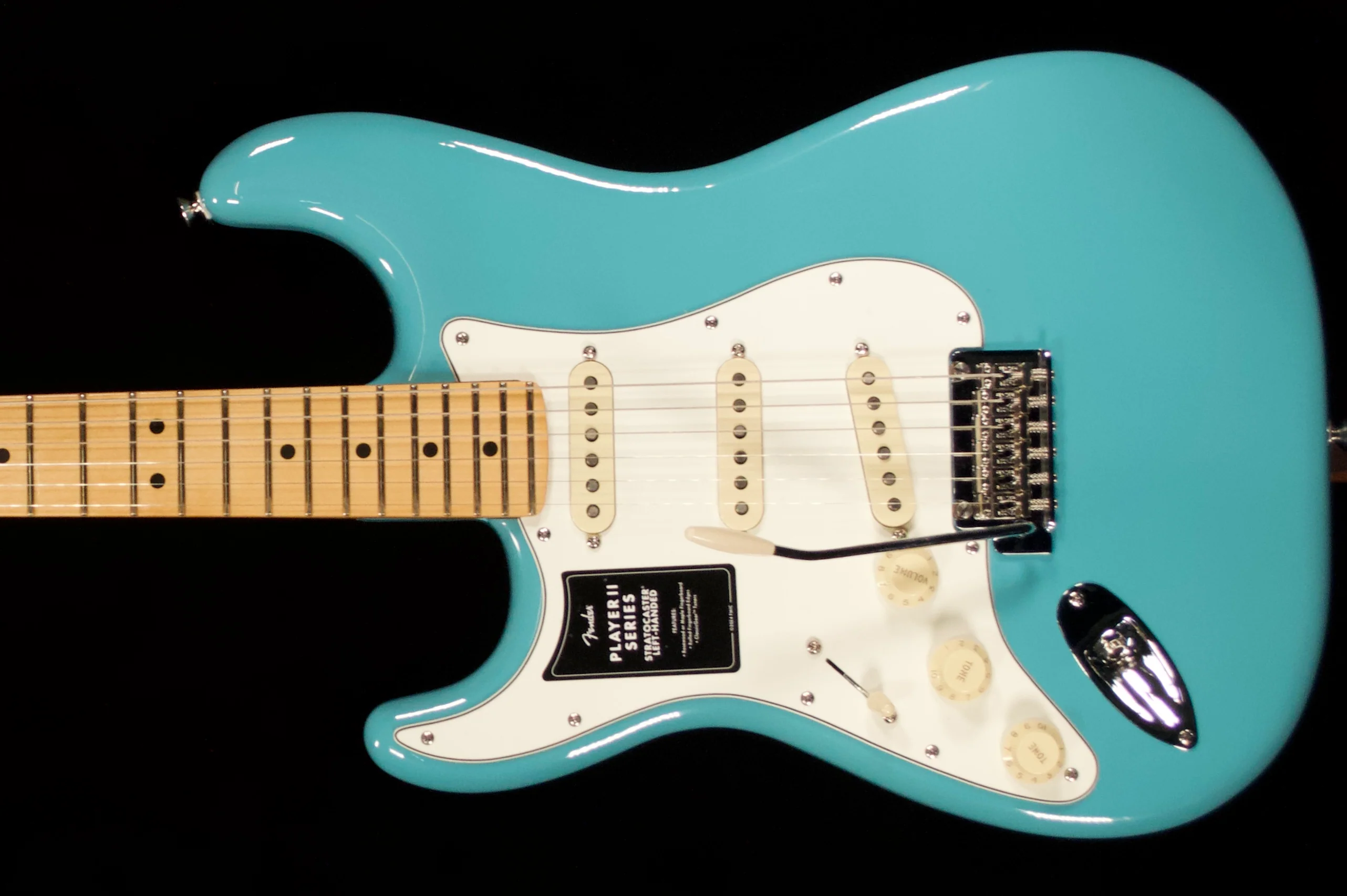 ✅ Fender Player 2 Strat Left-handed Guitar. Aqua finish