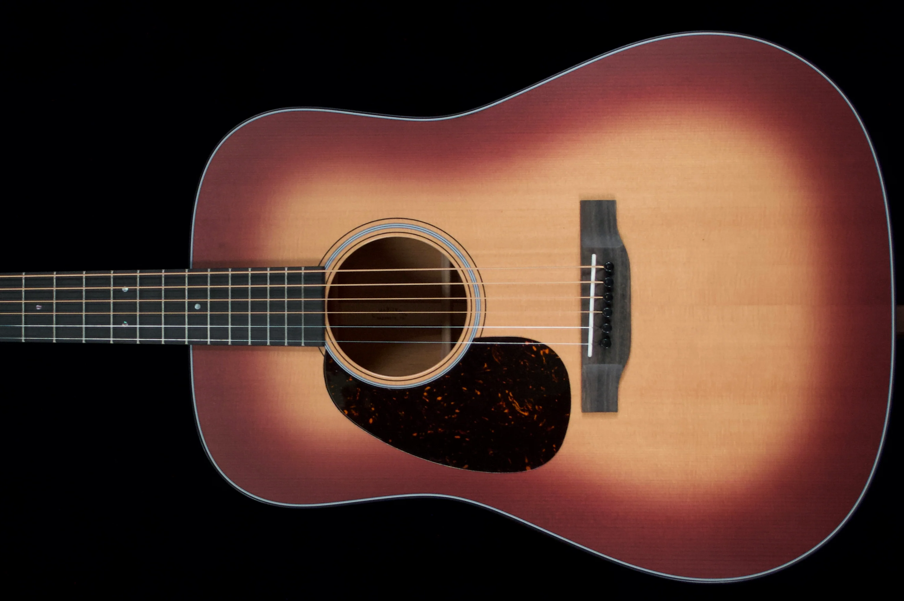 ✅ Martin D18 Satin Sunburst Left Handed.