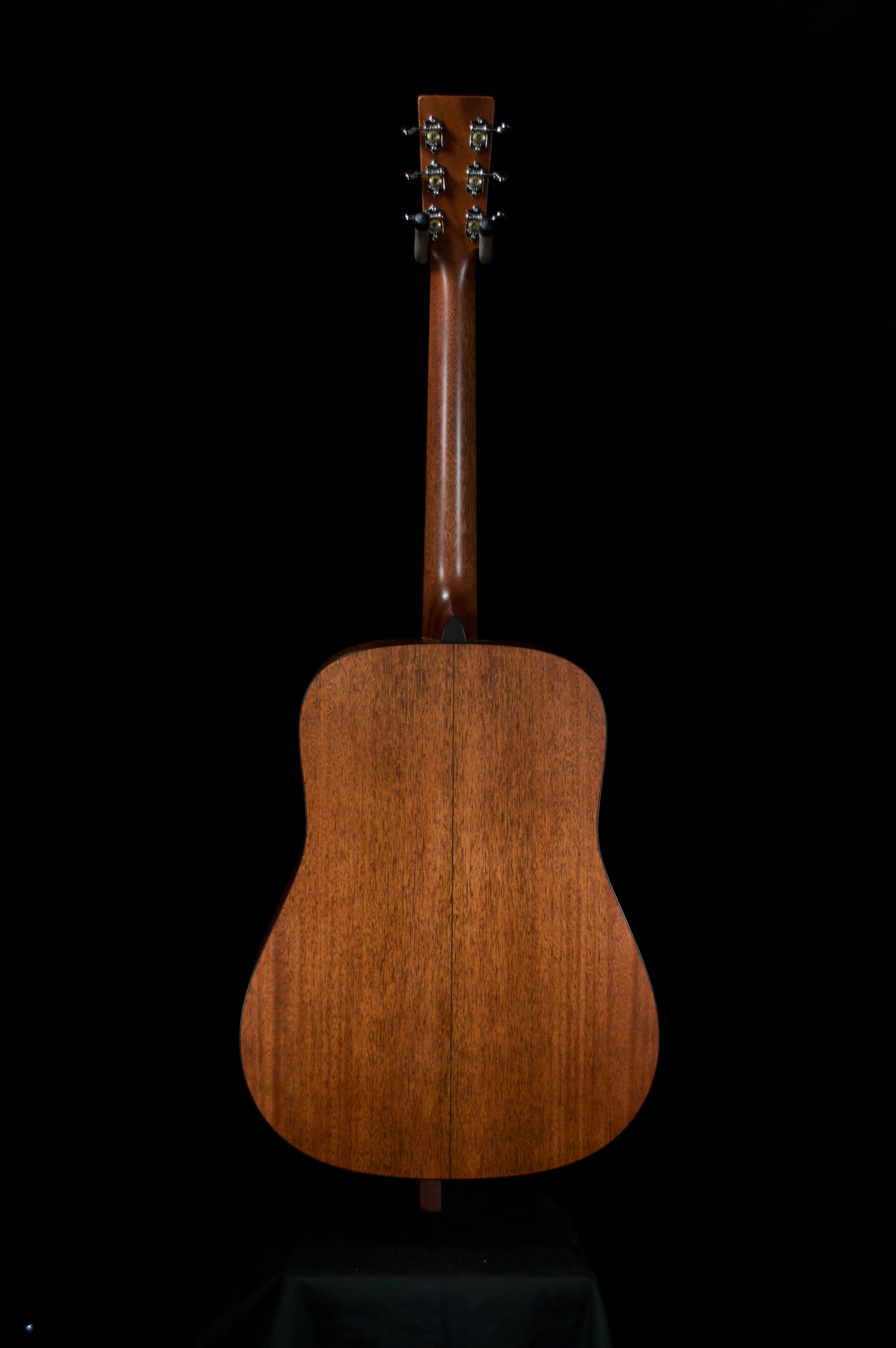 ✅ Martin D18 Satin Sunburst Left Handed. - Image 4