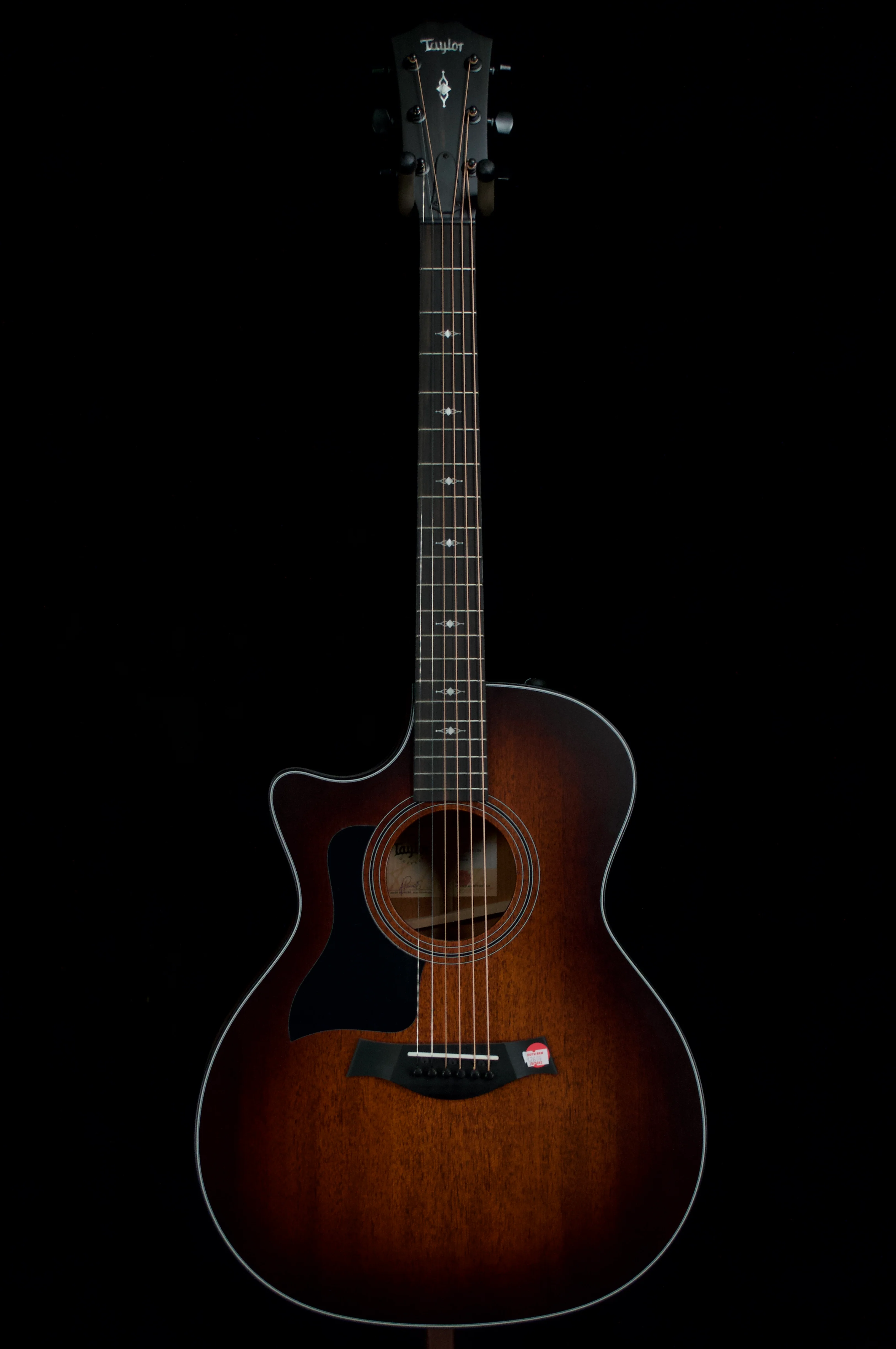 ✅ Taylor 324ce Baritone 6 string Left-Handed - Image 2