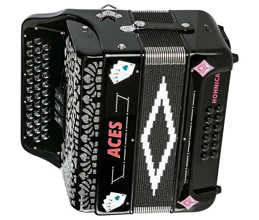 ACES Black F/B/E Accordion