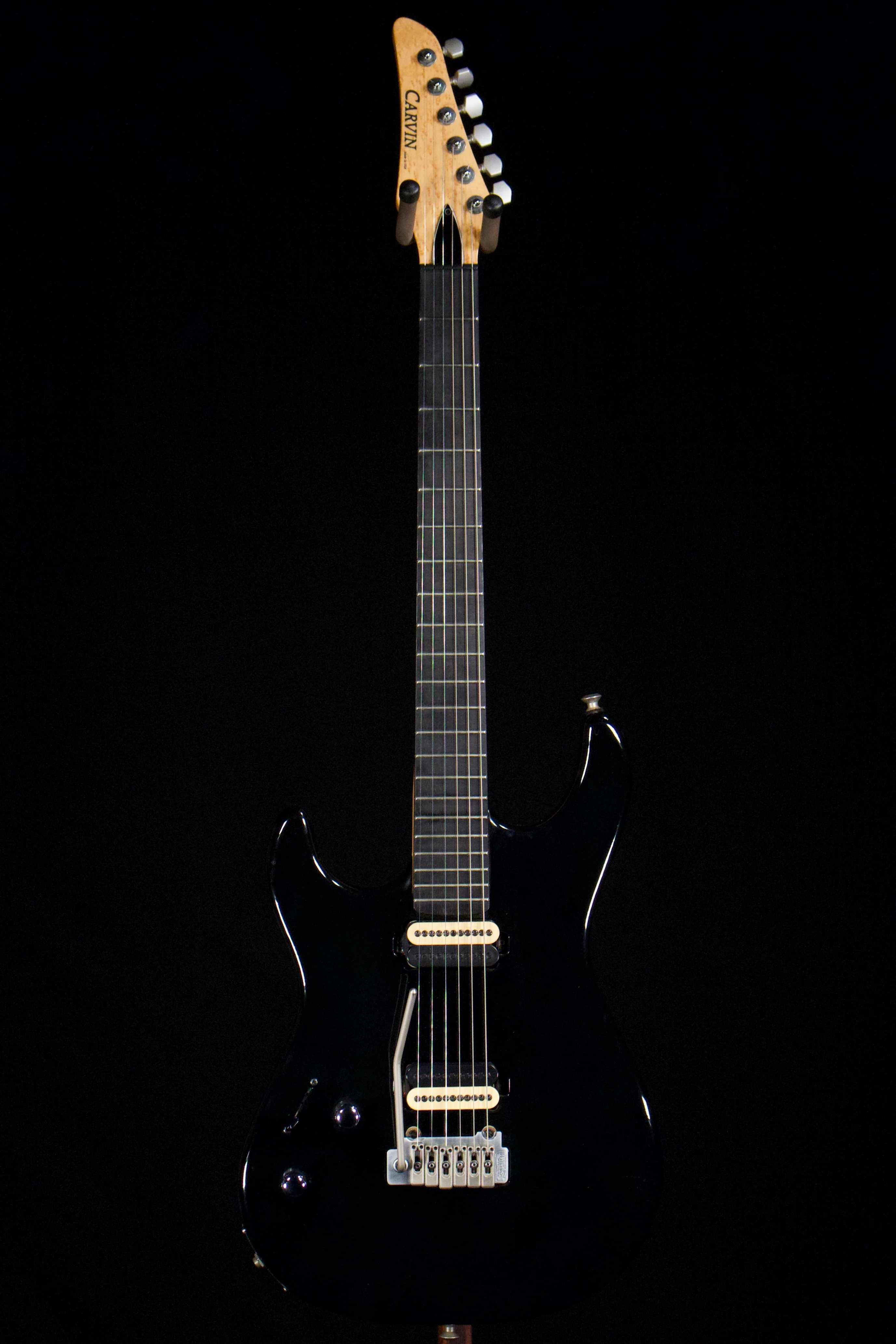 Carvin is USA Custom Built left handed electric - Image 2