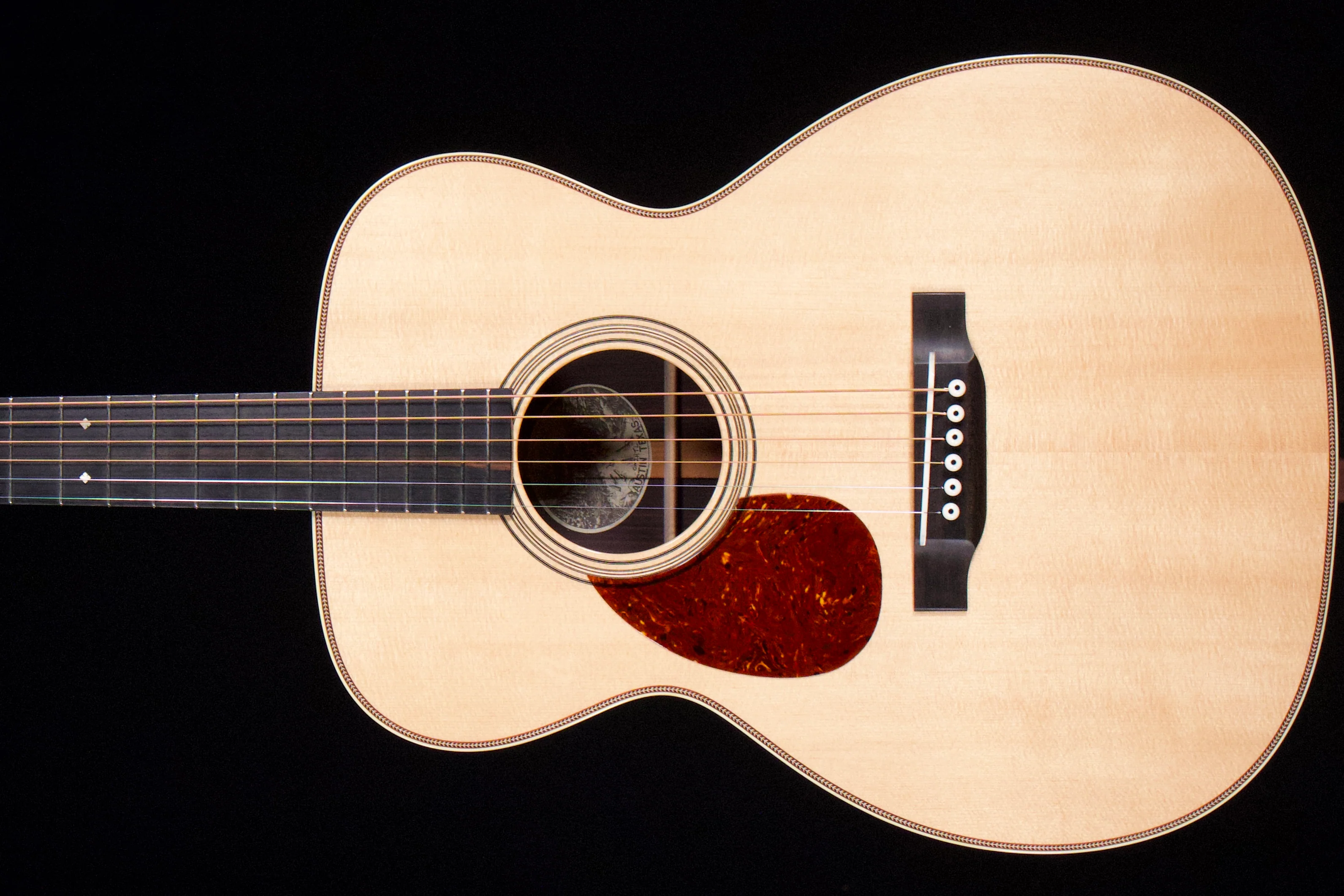 Collings OM2 HT. Left-Handed Certified pre-owned in like new condition