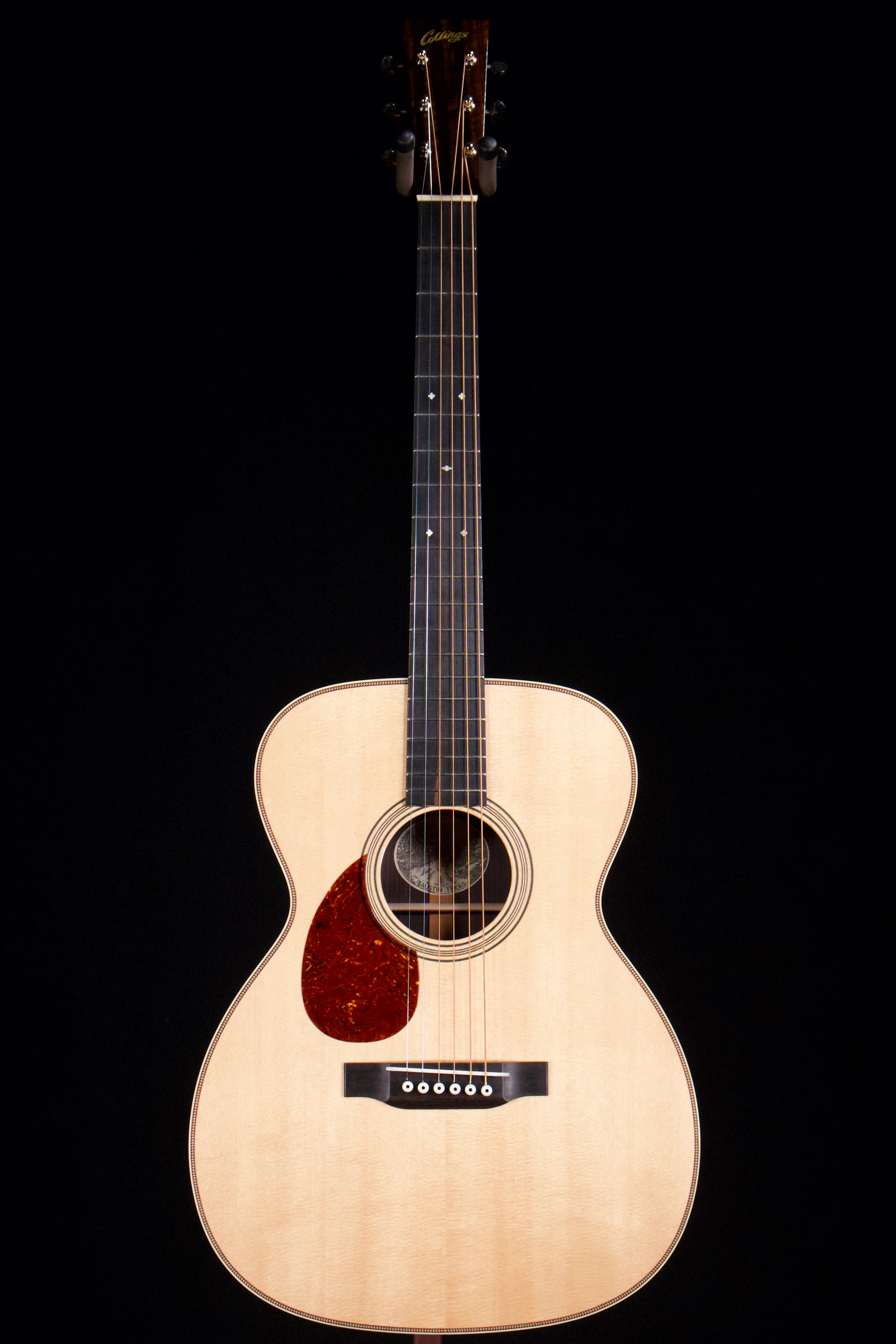 Collings OM2 HT. Left-Handed Certified pre-owned in like new condition - Image 2
