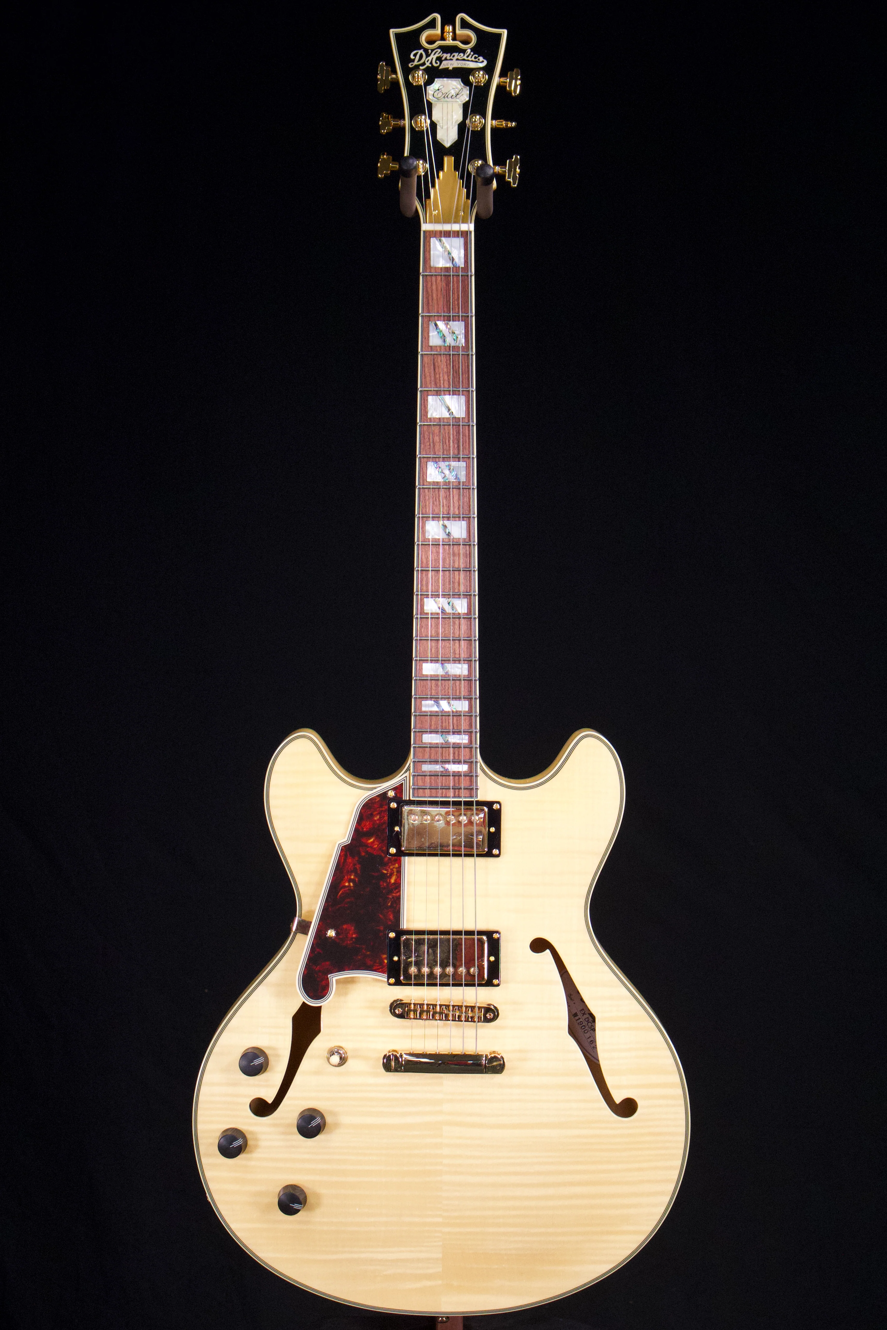 D’Angelico Excell DC. Left-Handed - Image 2