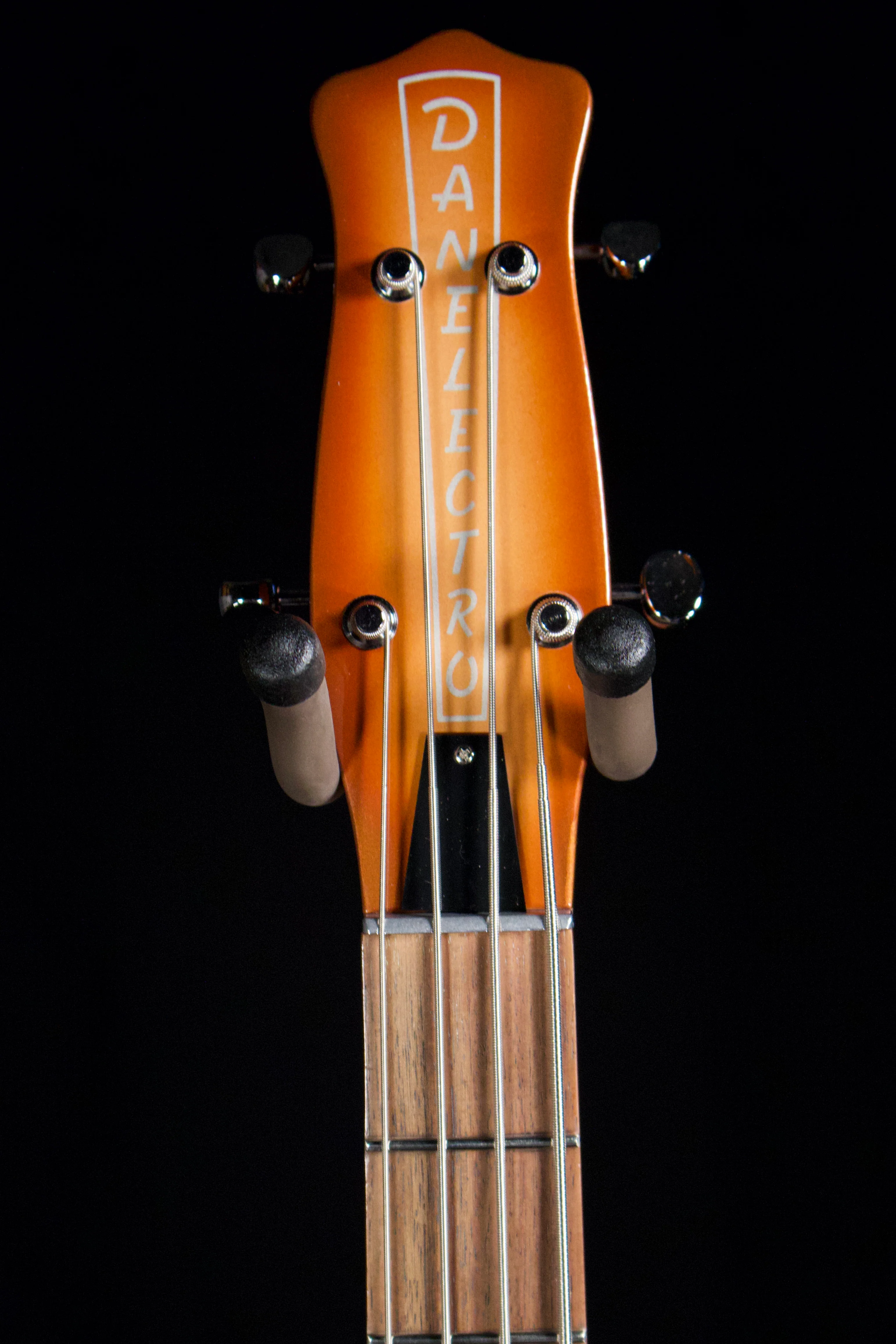 Danelectro Long Horn Bass Left-Handed - Image 3
