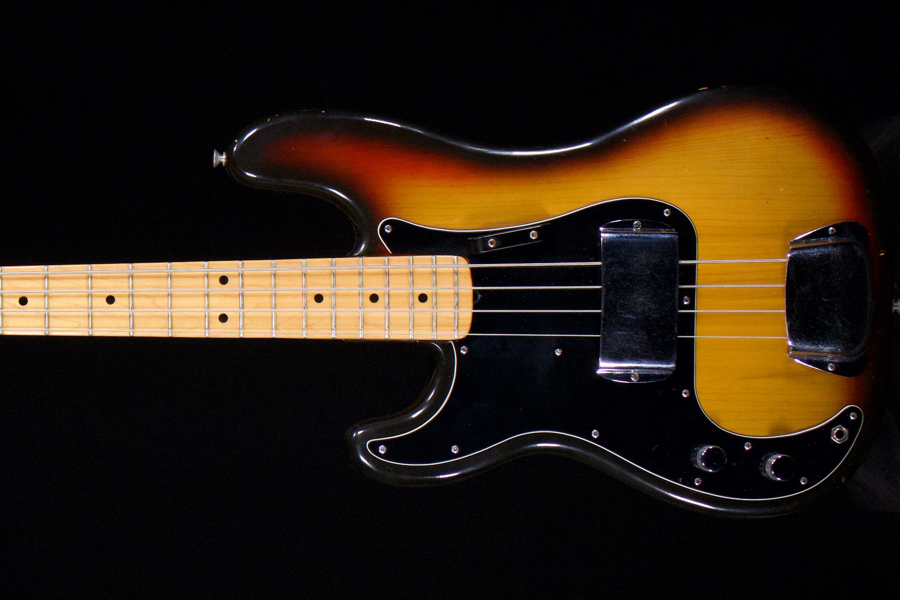 Fender 1978 P Bass Left-Handed