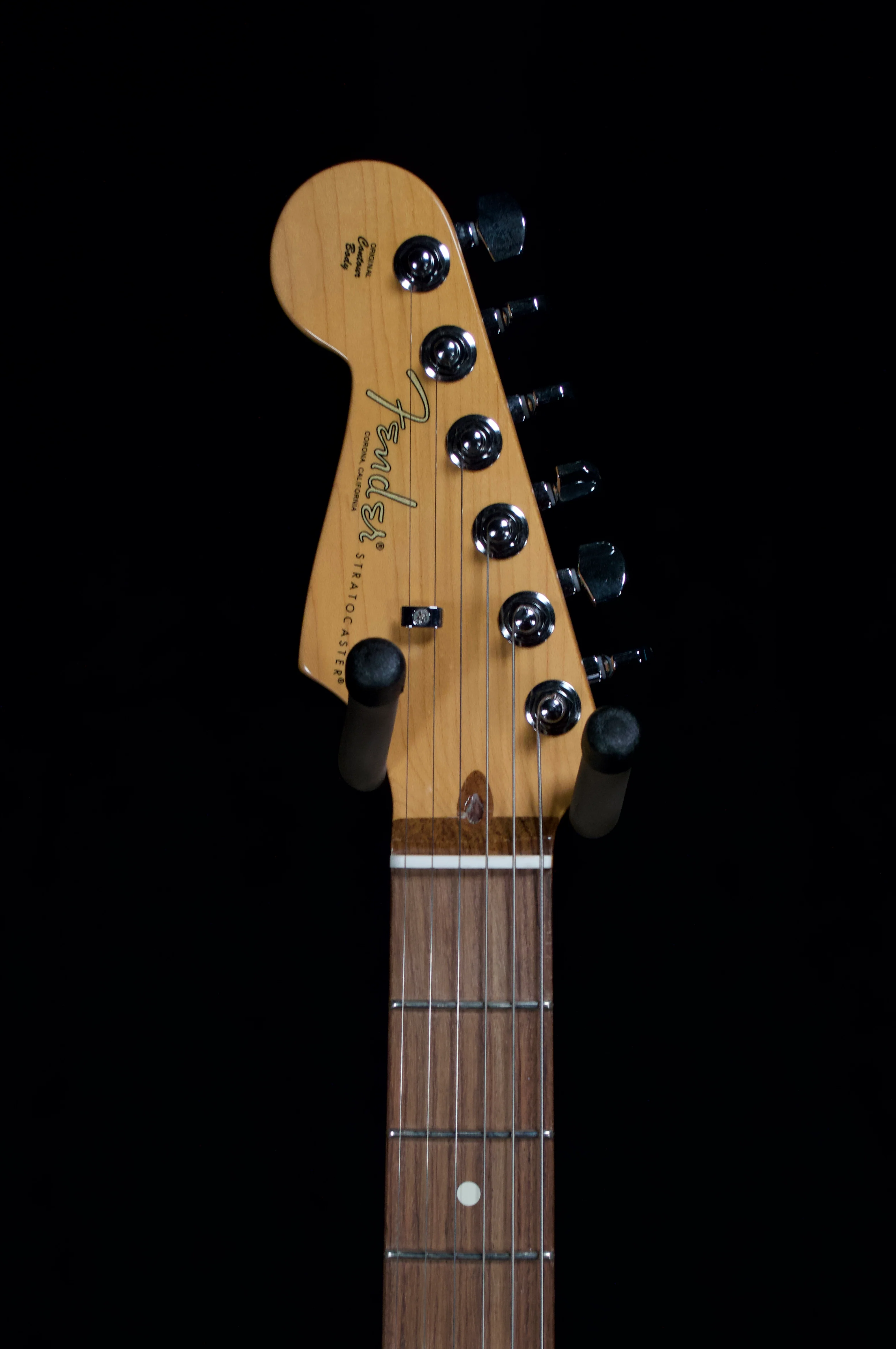 ✅ Fender American Professional 2 Strat Left-handed Electric Guitar - Image 4