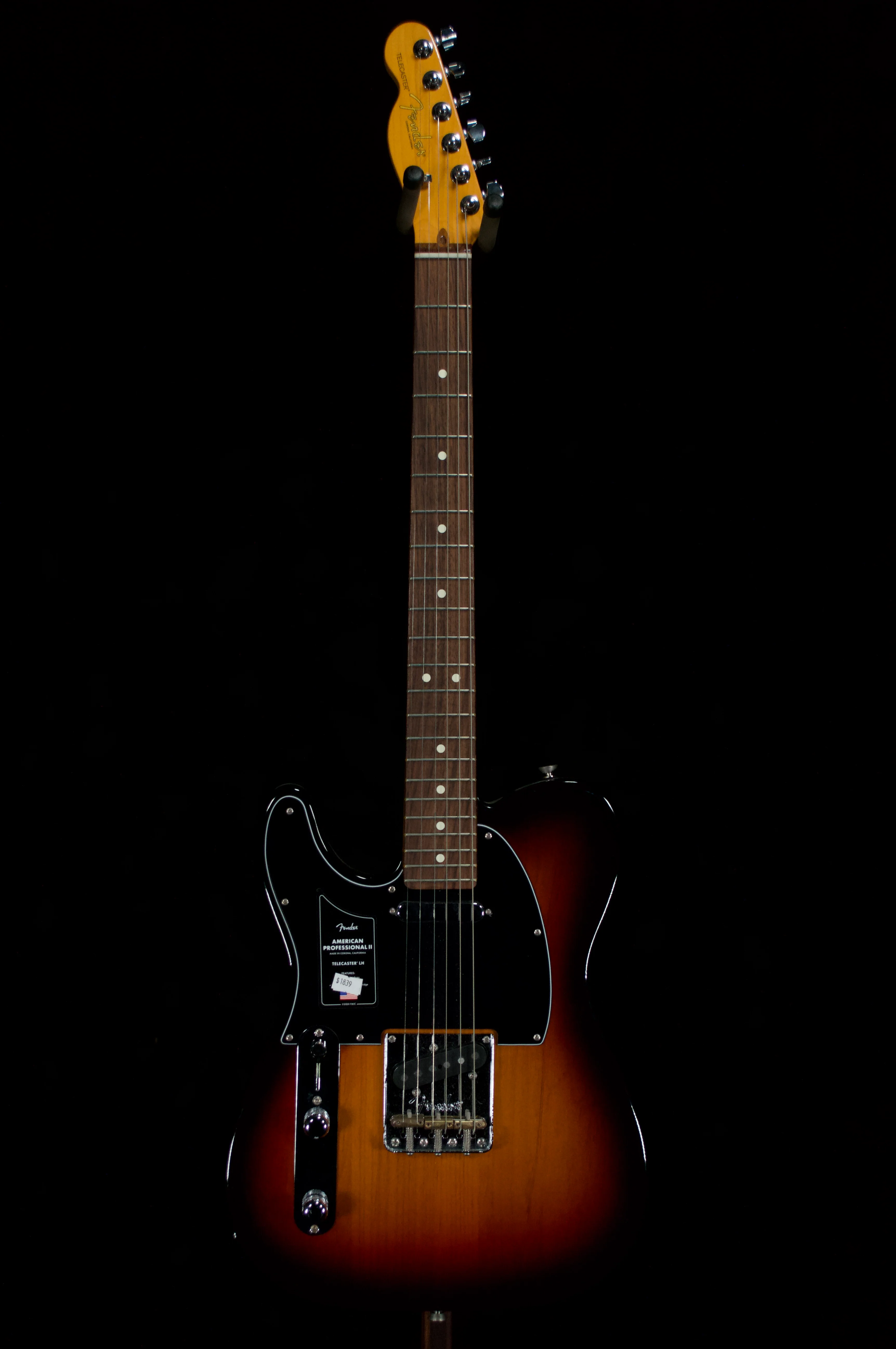 ✅ Fender American Professional 2 Tele Left-handed Electric Guitar - Image 2