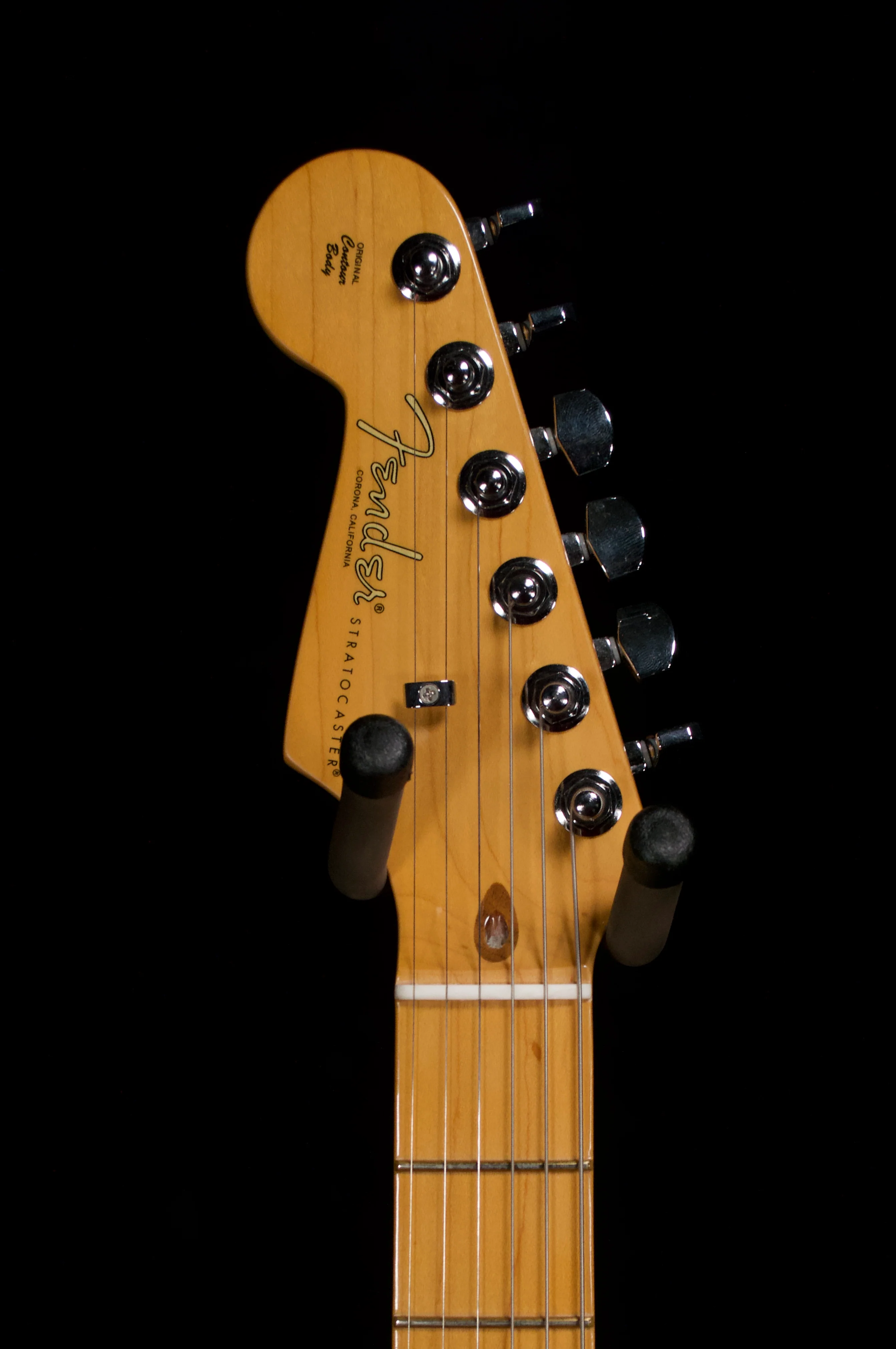 ✅ Fender American Professional Strat Left-handed Electric Guitar - Image 4