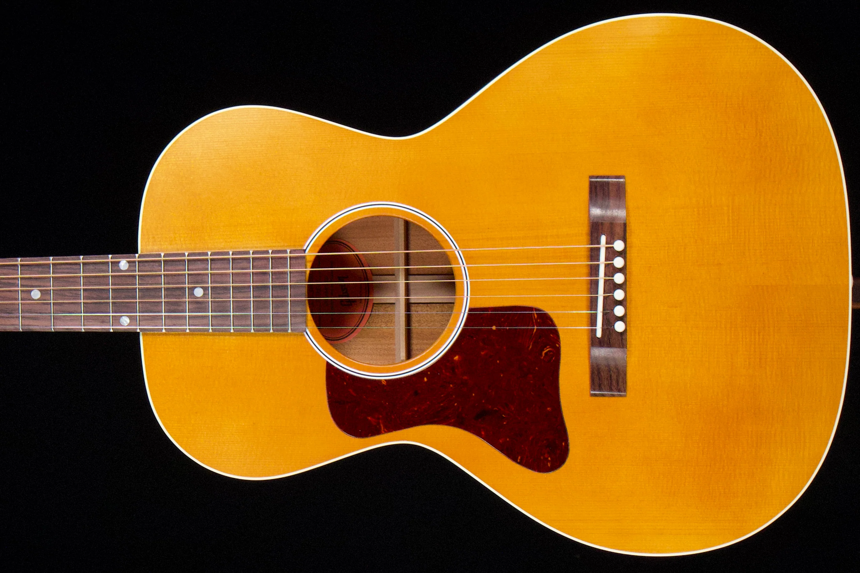 Gibson L-00 Century Left-Handed. Antique Satin Amber finish