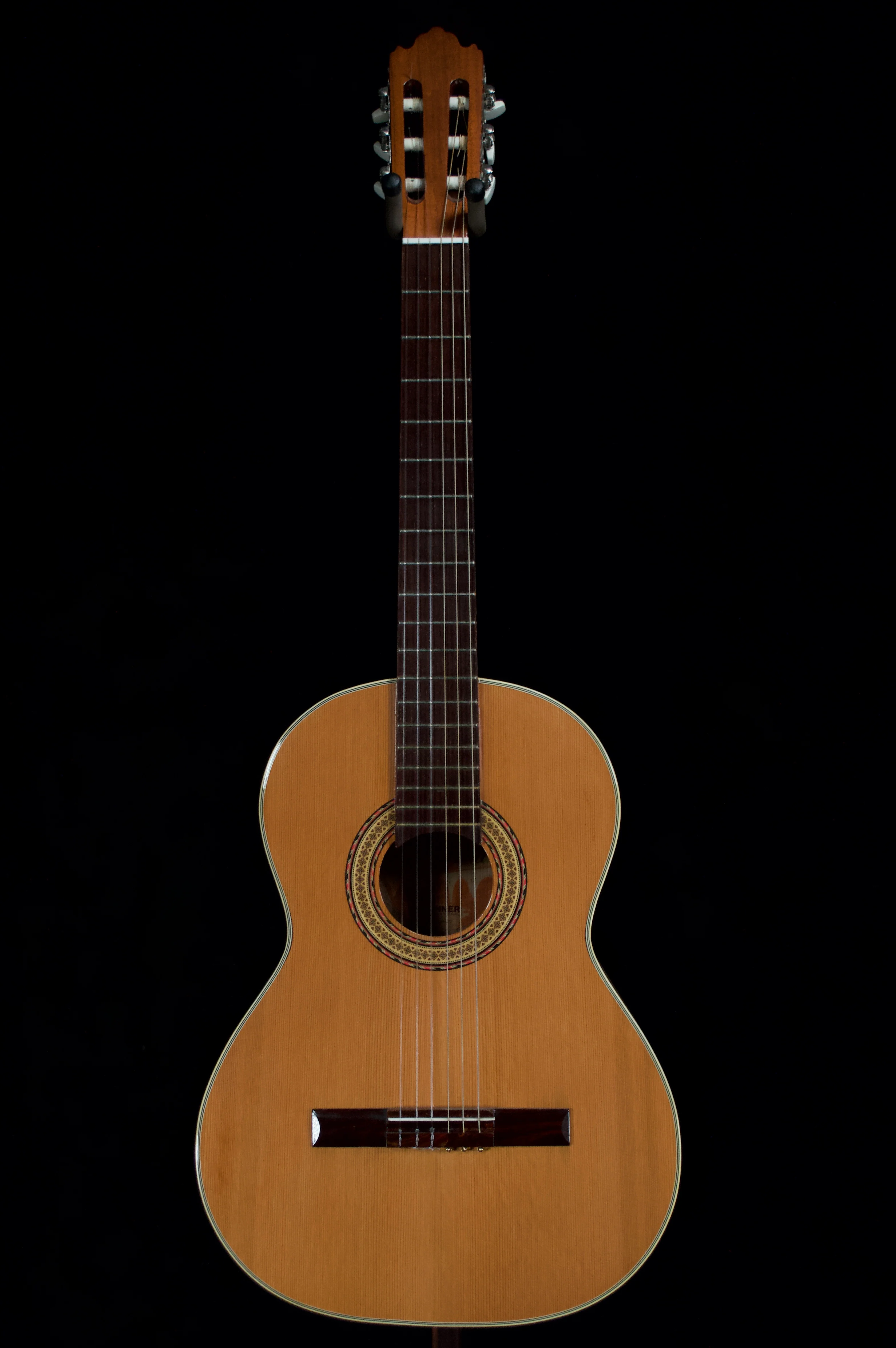 ✅ Hohner Morena Lefty Classical Acoustic Guitar - Image 2
