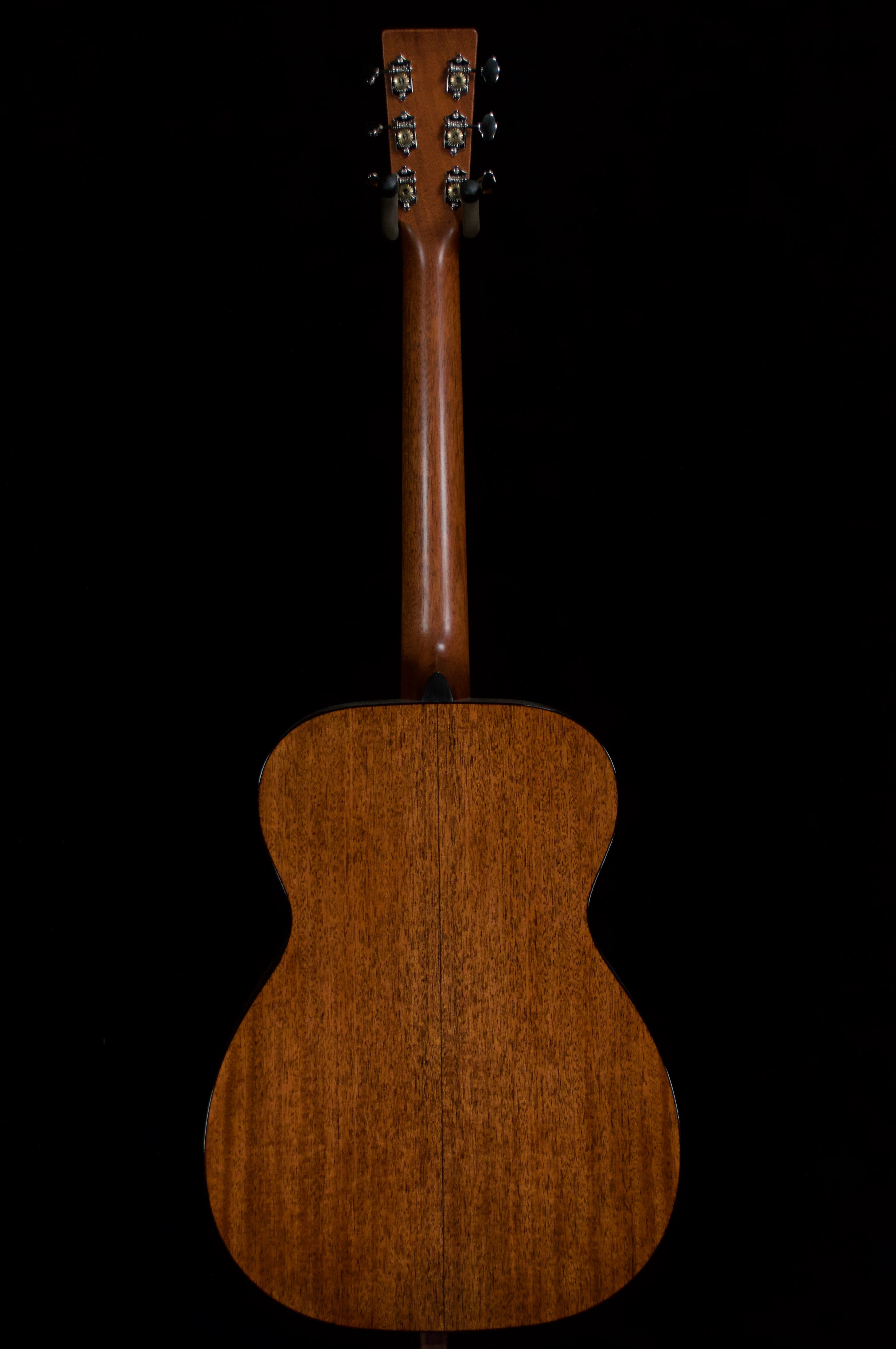✅ Martin 00-18
Standard Series Left-handed Acoustic Guitar - Image 4