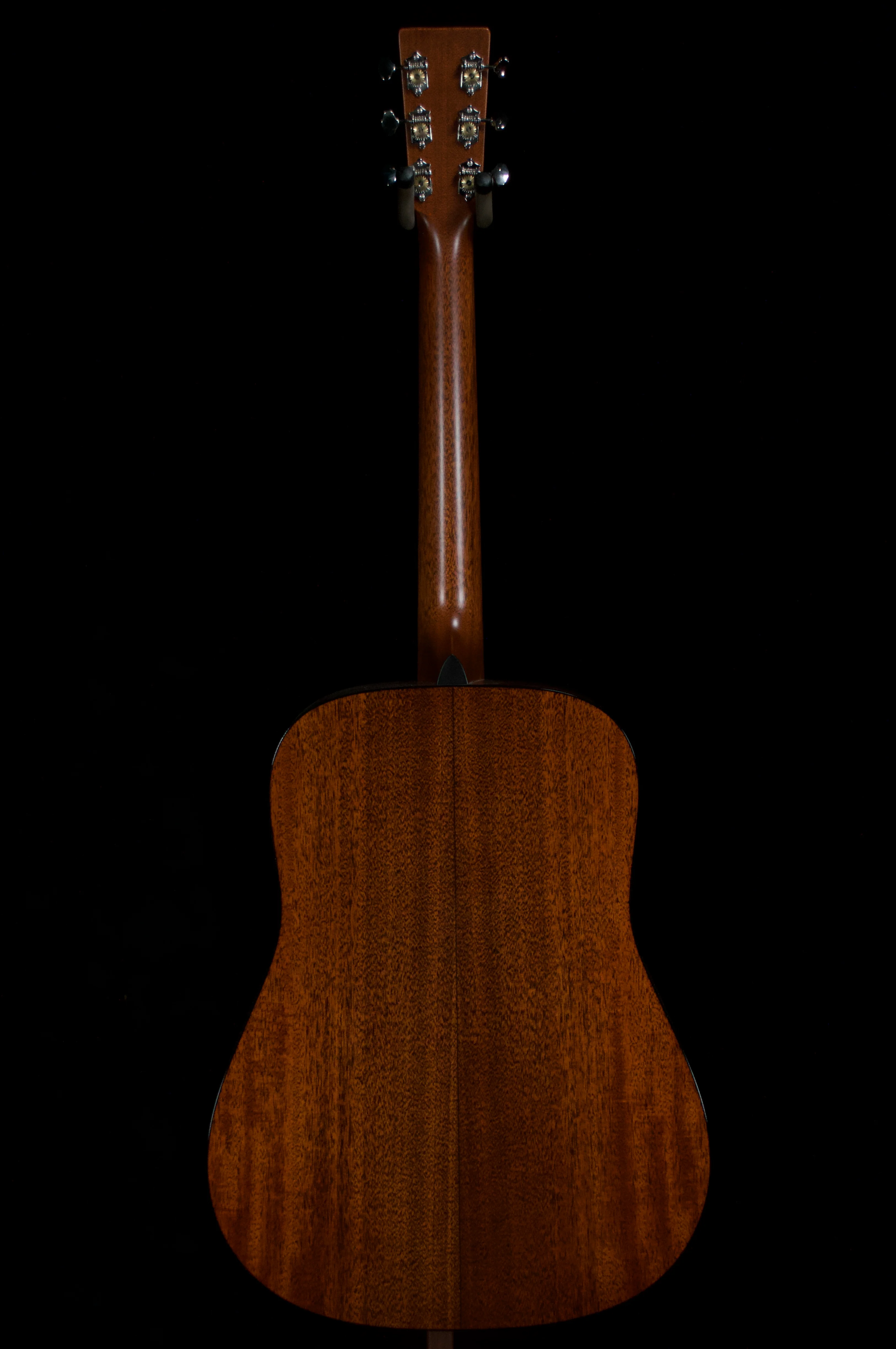 ✅ Martin D-18 Left-handed Acoustic Guitar - Image 3