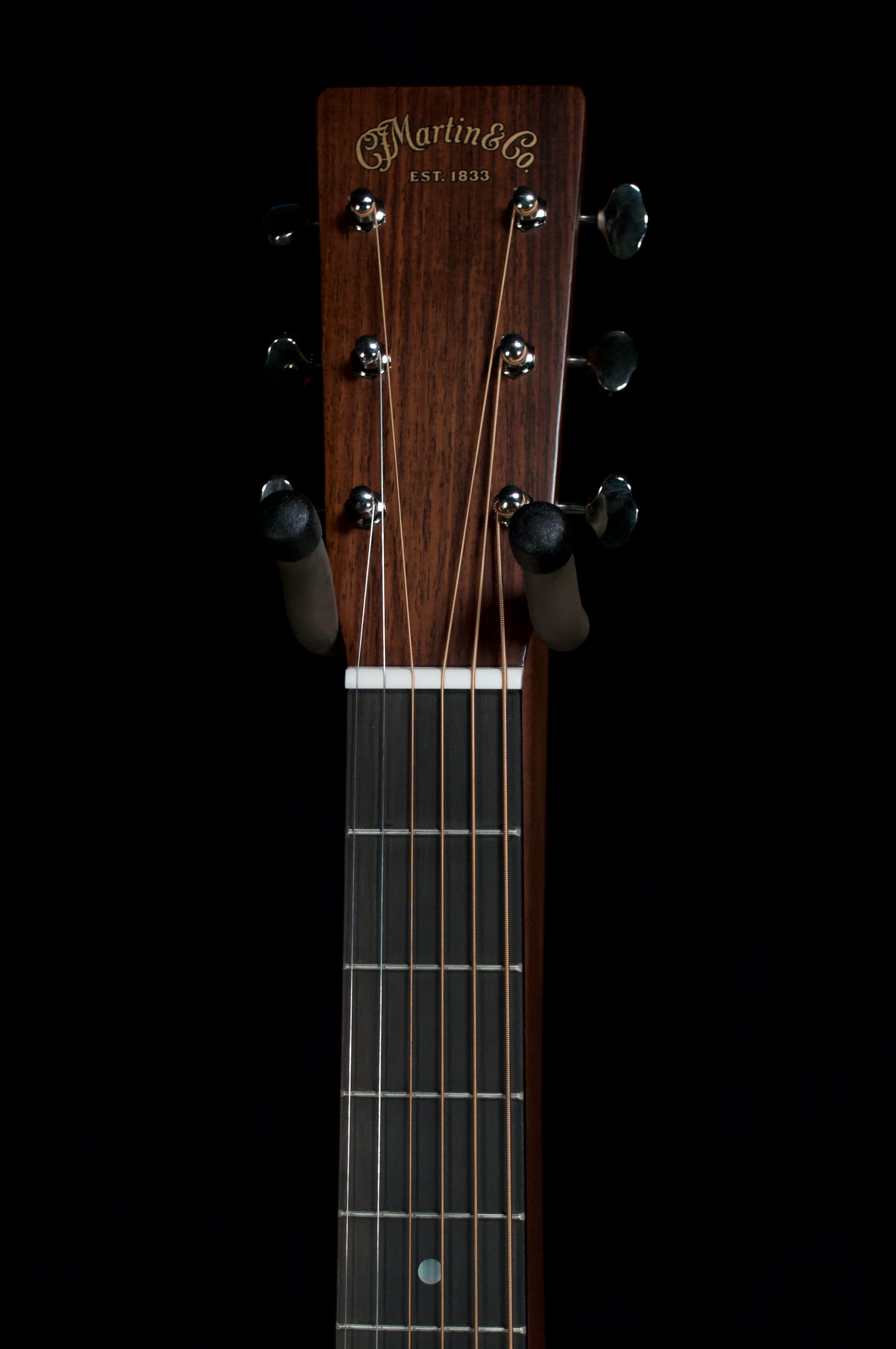 ✅ Martin D-18 Left-handed Acoustic Guitar - Image 4