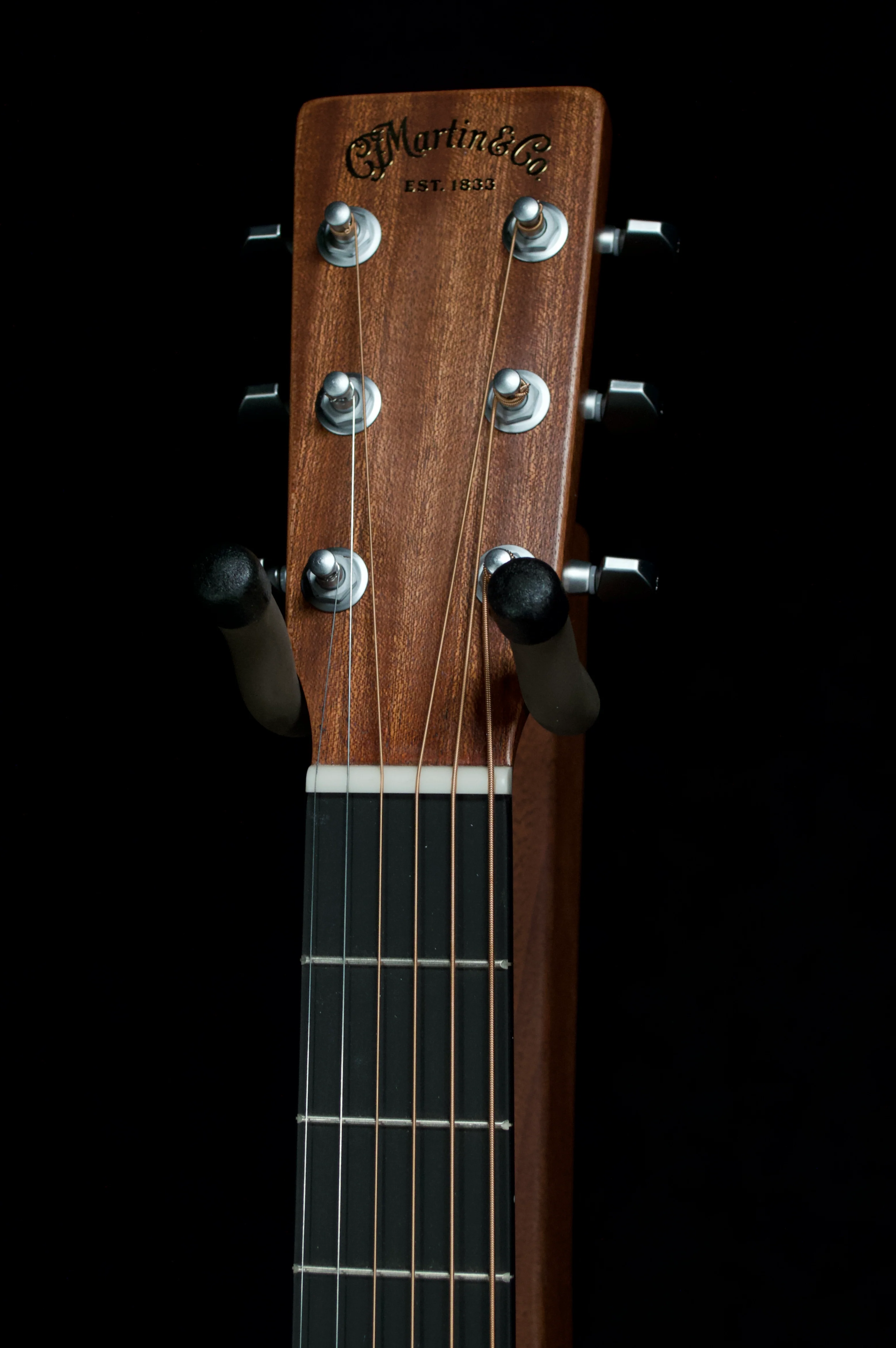 ✅ Martin D JR Street Master Left-handed Acoustic Guitar - Image 4