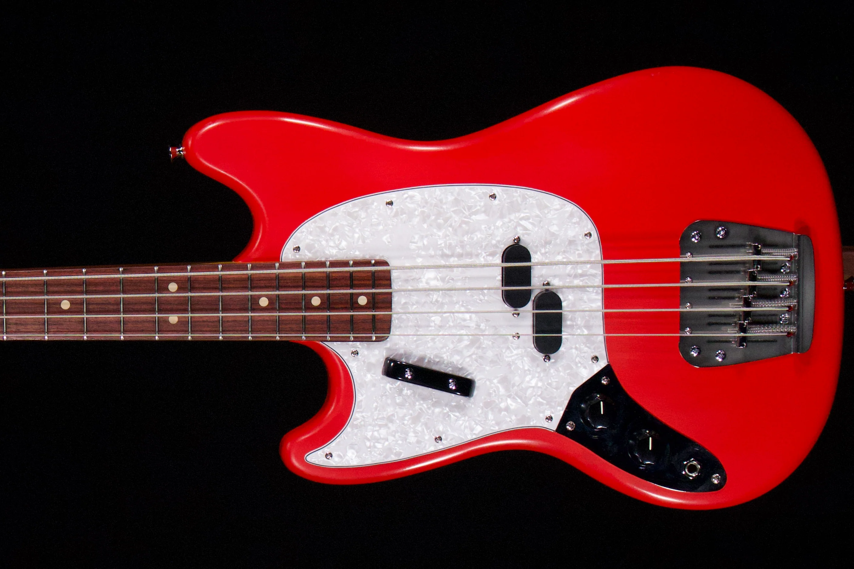 Nash Mustang Bass Left-Handed