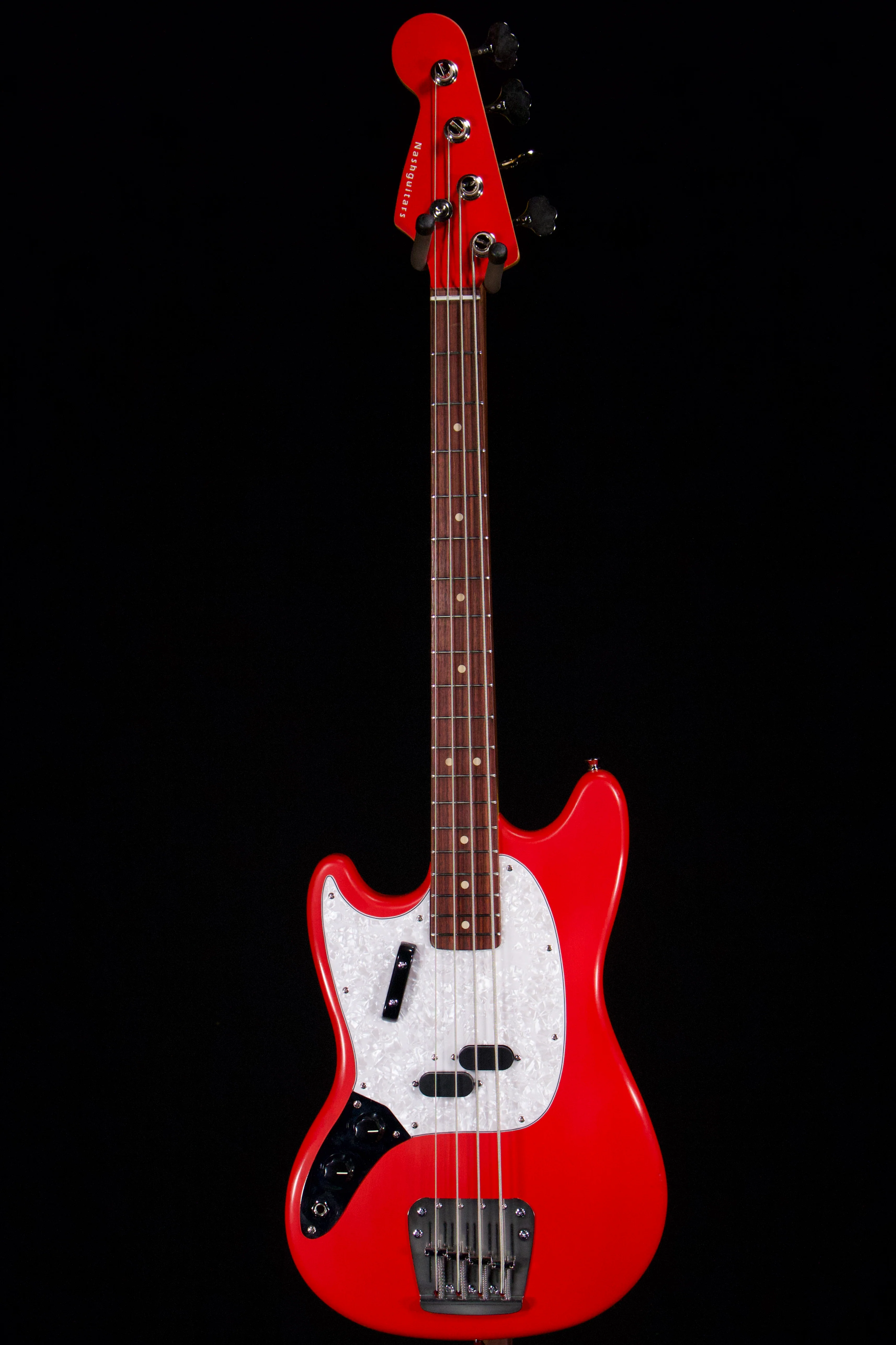 Nash Mustang Bass Left-Handed - Image 2