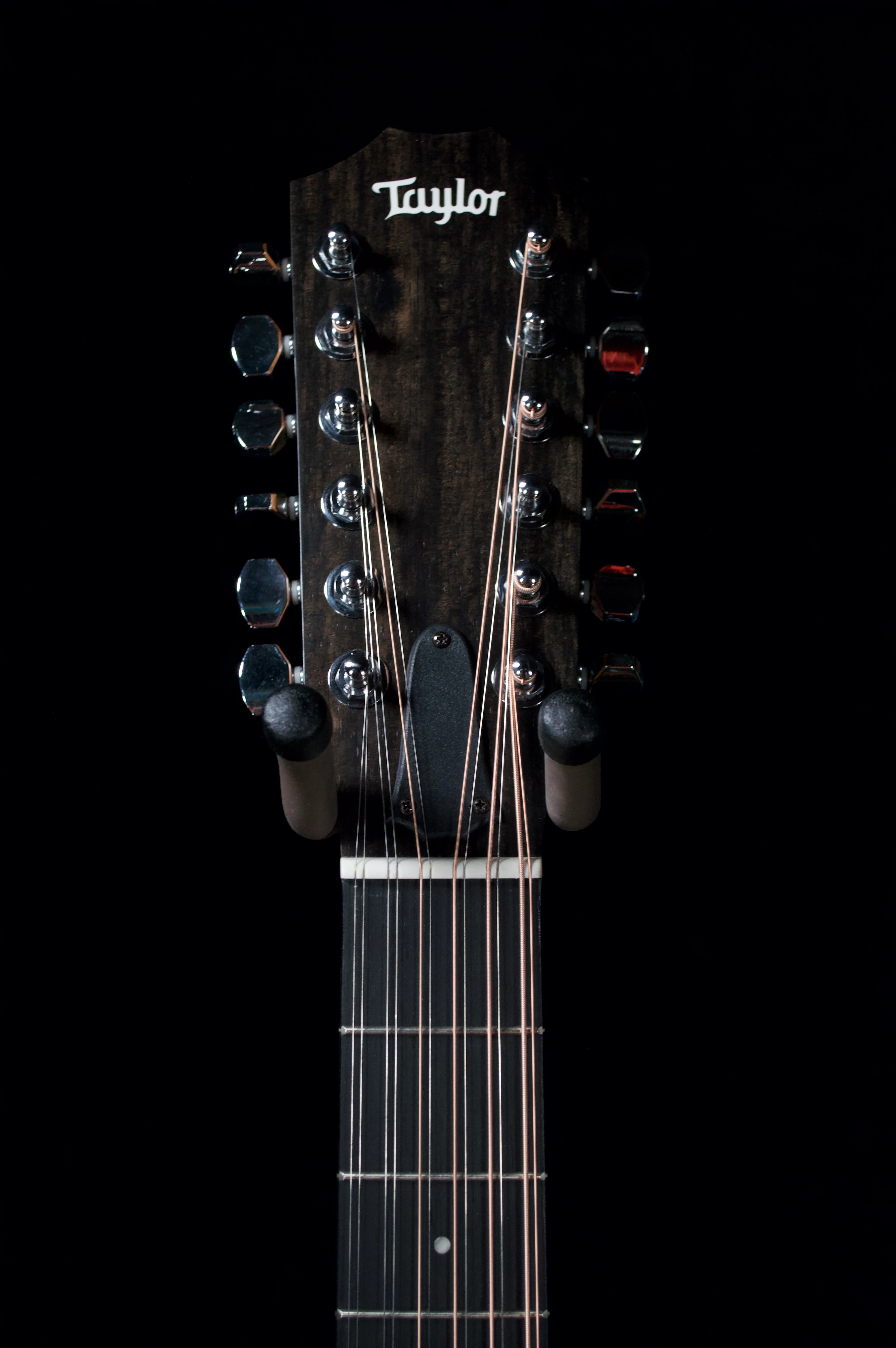 ✅ Taylor 150ce 12 String Left Handed Dreadnought - Image 4