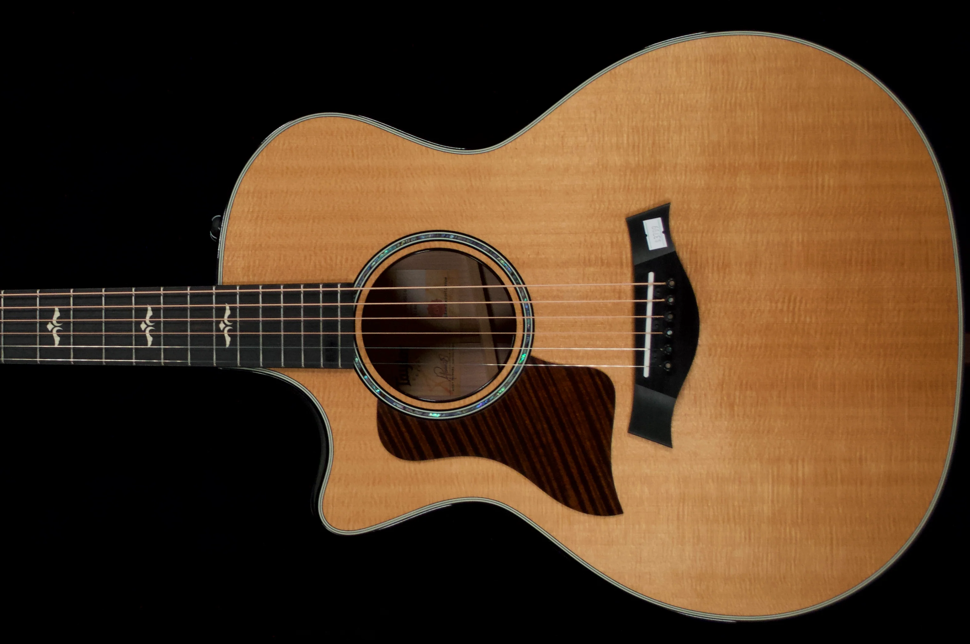 ✅ Taylor 614ce Grand Auditorium Left-handed